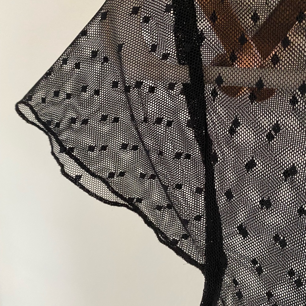 Black Mesh Bodysuit | Lettuce Hemmed Sleeve | Size Medium | F21